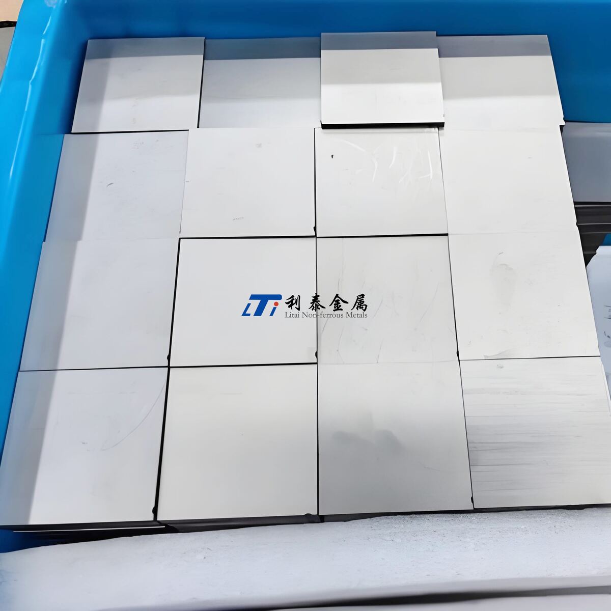 e6da38d623f786421b93bde552038155