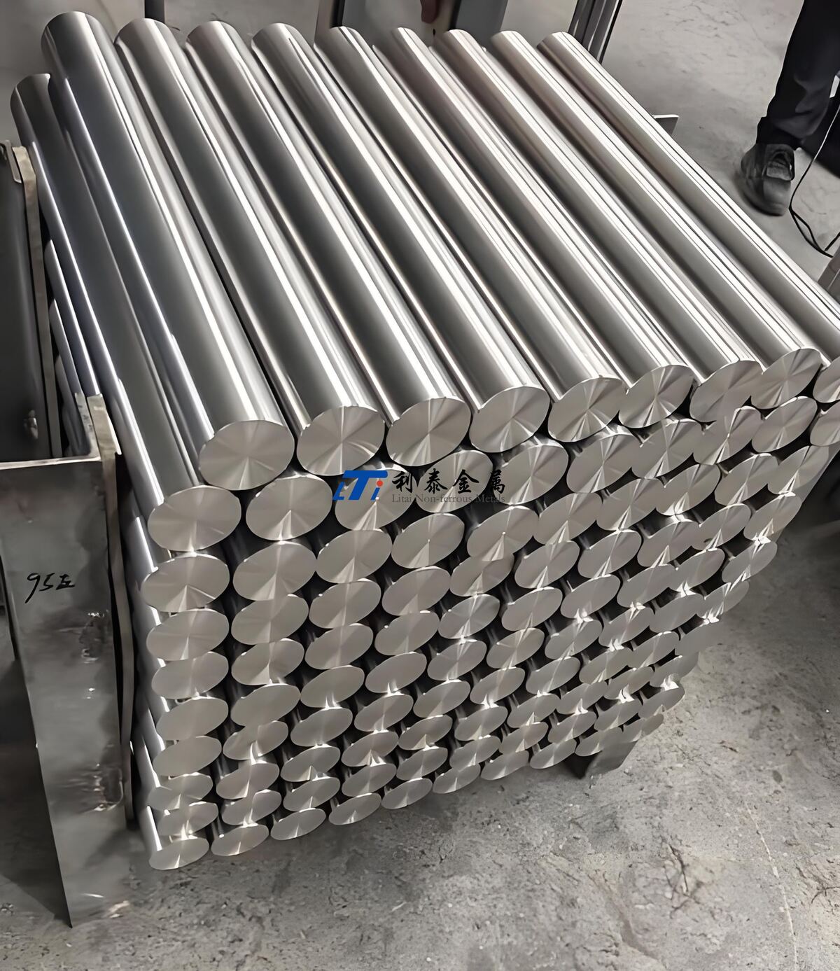 8100ddddbef68bd91b1c2af07d325196